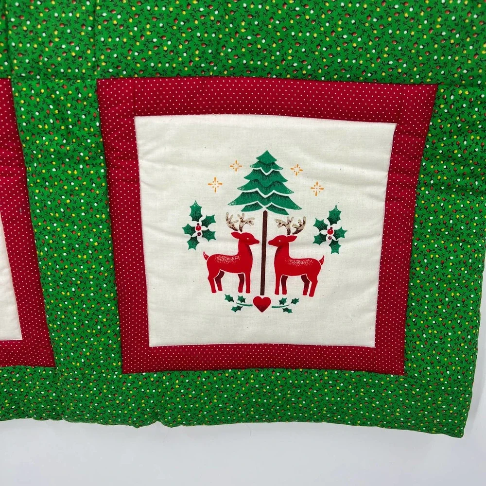 Vintage Handmade Square Quilt Christmas Sleigh Santa Reindeer‎ Poinsettia